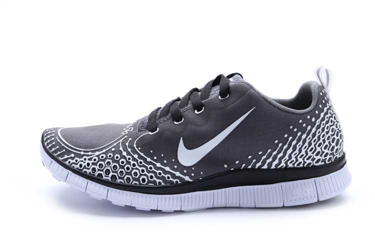 nike free 5.0 v4 v4 colore cru sale nike free de la mode